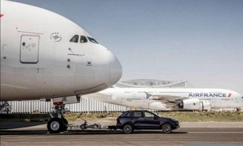 The world record for pulling an aircraft capable of carrying six hundred passengers