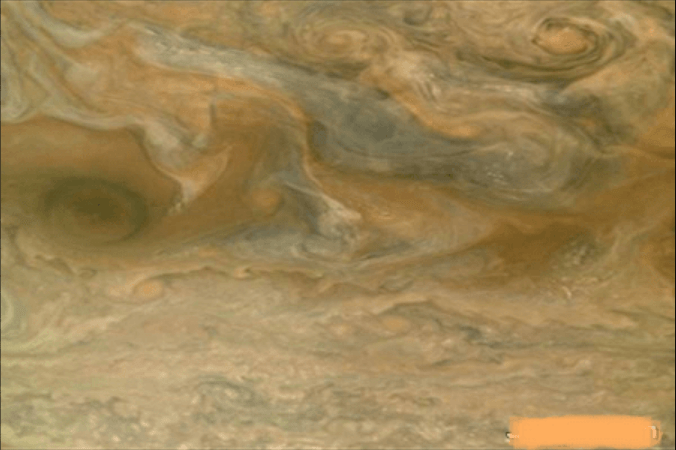 Juno shocked everyone by sending a new picture of Jupiter!